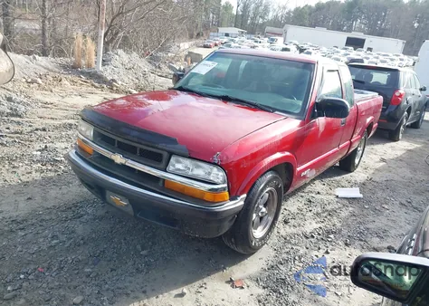 2001 Chevrolet S-10 Ls из США, поврежденный, VIN 1GCCS19W918113601